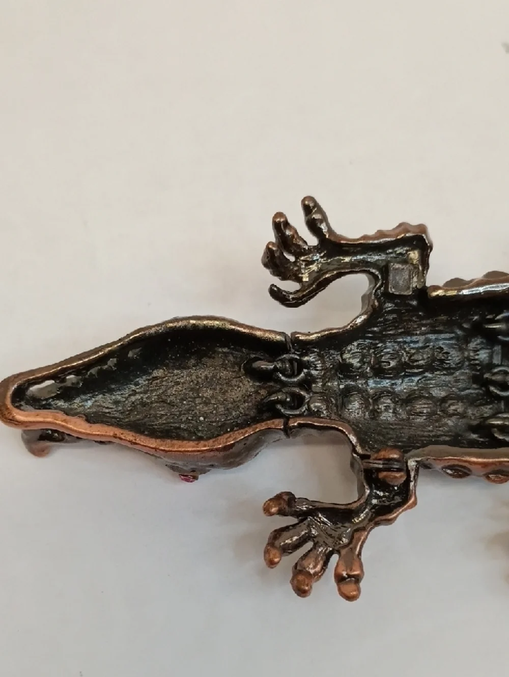 Oversized Crocodile Rhinestone Brooch Multicolor Statement Jewelry Size 7
